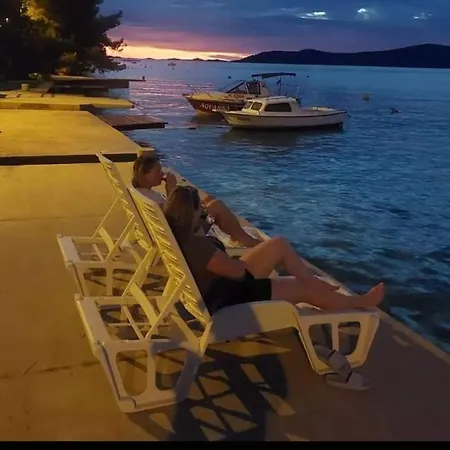 7 M Od Mora